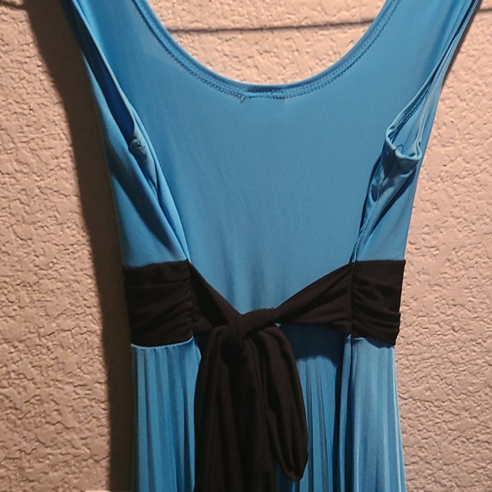 Ladies sleeveless 👗 - Picture 4 of 6